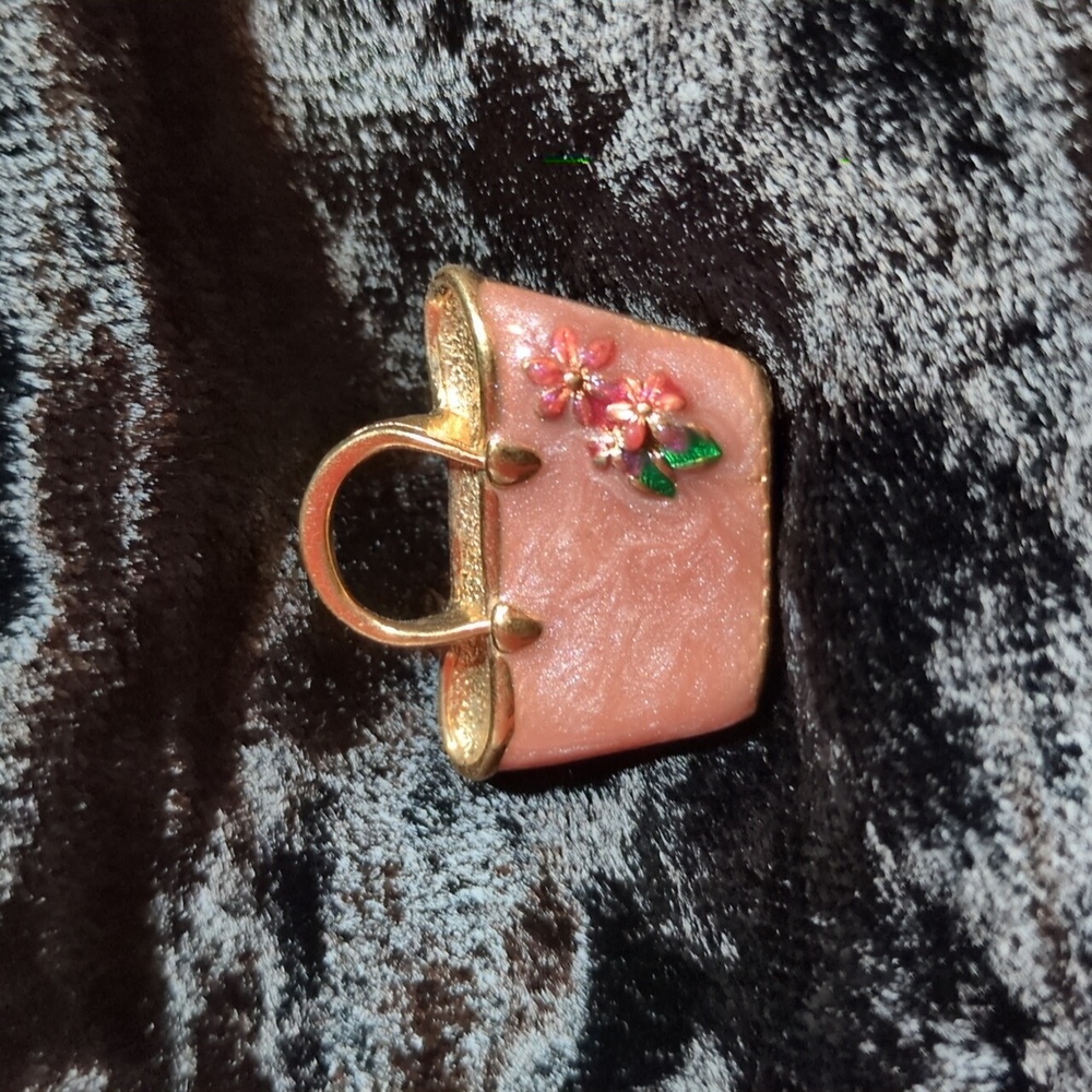 VintagAvon Pink Floral Handbag Purse Tote Bag Gold Tone Enamel Lapel Pin